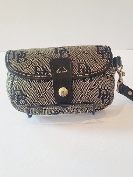 Dooney & Bourke Handbags - Dooney & Bourke Vintage Made In USA